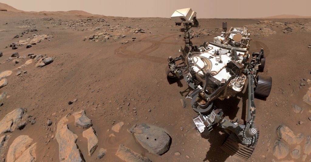Di Mars, tahun kejutan dan penemuan bagi penjelajah dan helikopter NASA