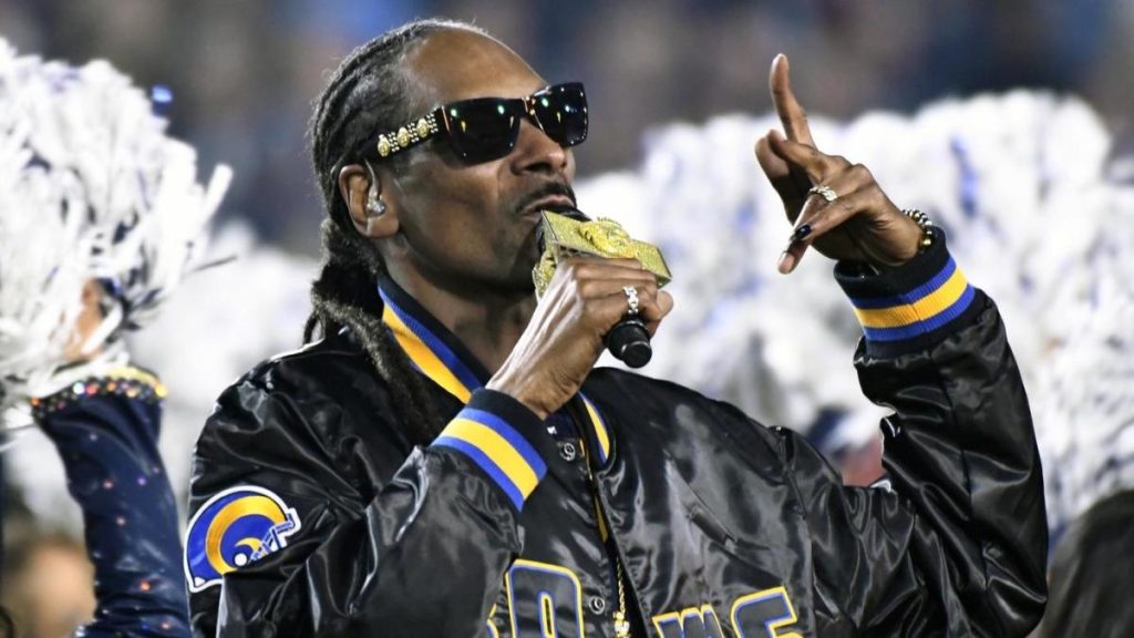 Pertunjukan paruh waktu Super Bowl 2022: Temui Dr. Dre, Snoop Dogg, Eminem, dan pemain lainnya tahun ini