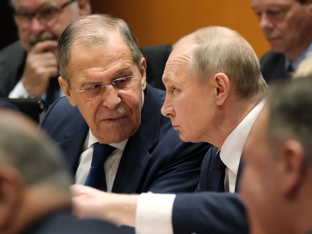 UE berencana untuk membekukan aset Putin, Lavrov