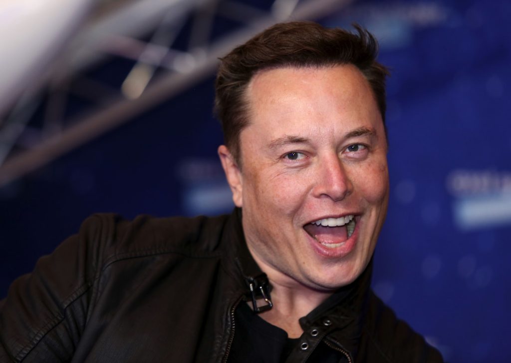 Elon Musk menjadi tuan rumah AMA Town Hall di Twitter
