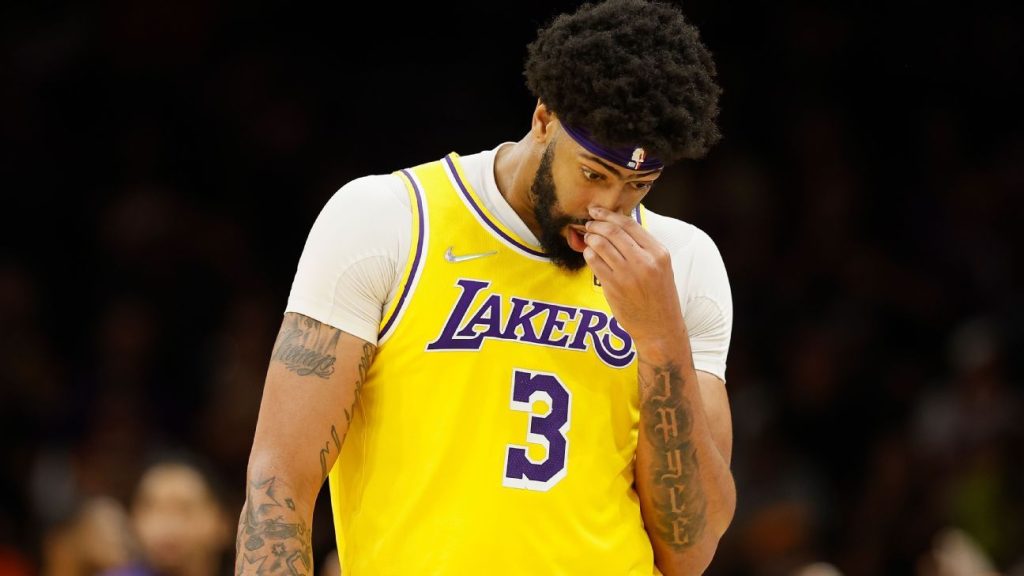 Los Angeles Lakers tersingkir dari babak playoff setelah kekalahan ketujuh berturut-turut - 'Kami memiliki lebih banyak susunan pemain daripada kemenangan'