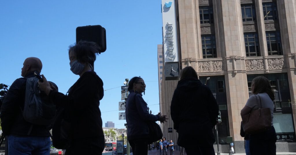 Dua pemimpin Twitter meninggalkan perusahaan setelah kesepakatan Musk