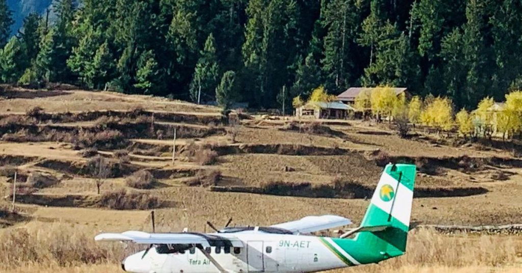 Pesawat menghilang di Nepal dengan 22 orang di dalamnya, tim menuju ke lokasi syuting