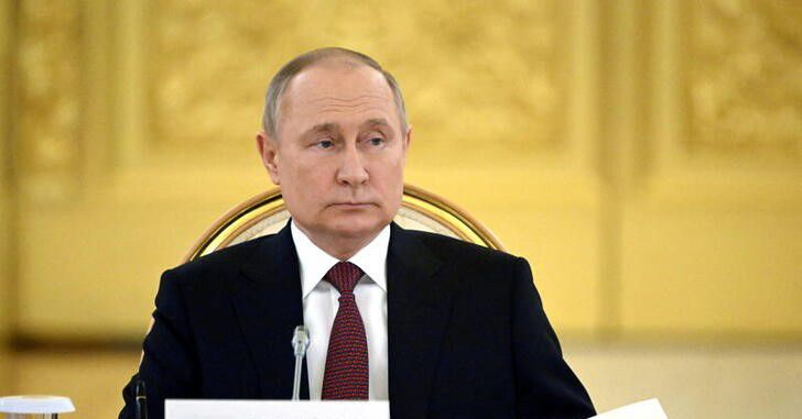 Putin berjanji untuk memperkuat keamanan TI Rusia terhadap serangan dunia maya