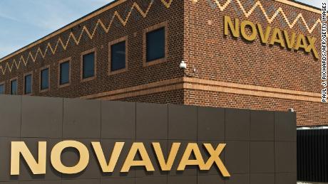 Novavax mencari otorisasi penggunaan darurat dari Badan Pengawas Obat dan Makanan AS untuk vaksin virus corona