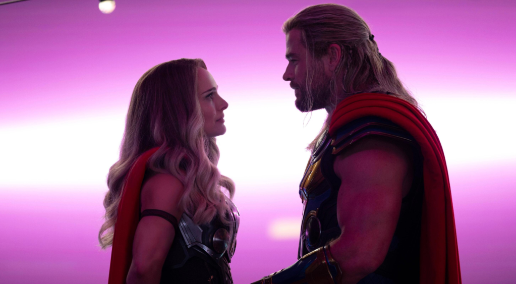 Film 'Thor: Love and Thunder' pertama adalah 'Vibrant and Vivid'