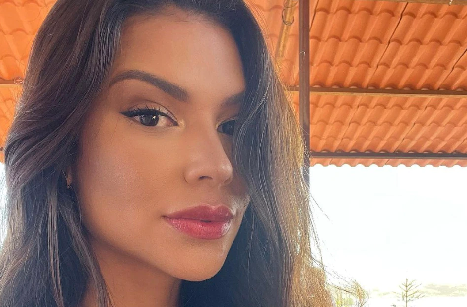 Mantan Miss Brazil Gliese Correa meninggal pada usia 27 tahun setelah amandelnya diangkat