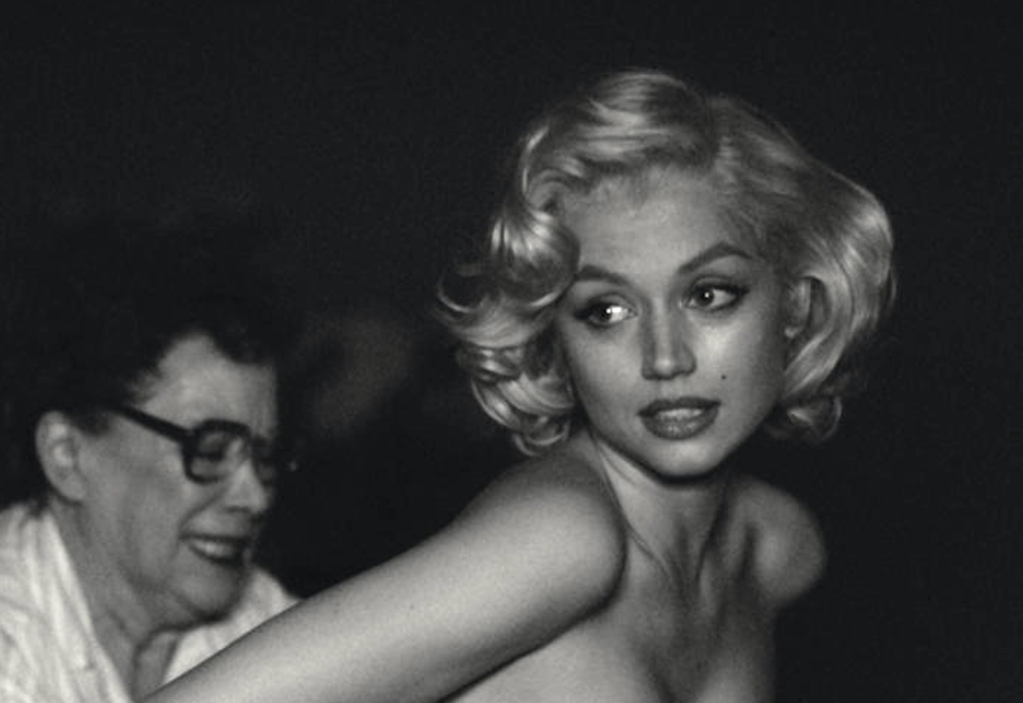 Pirang: Ana De Armas adalah Marilyn Monroe di NC-17 Netflix