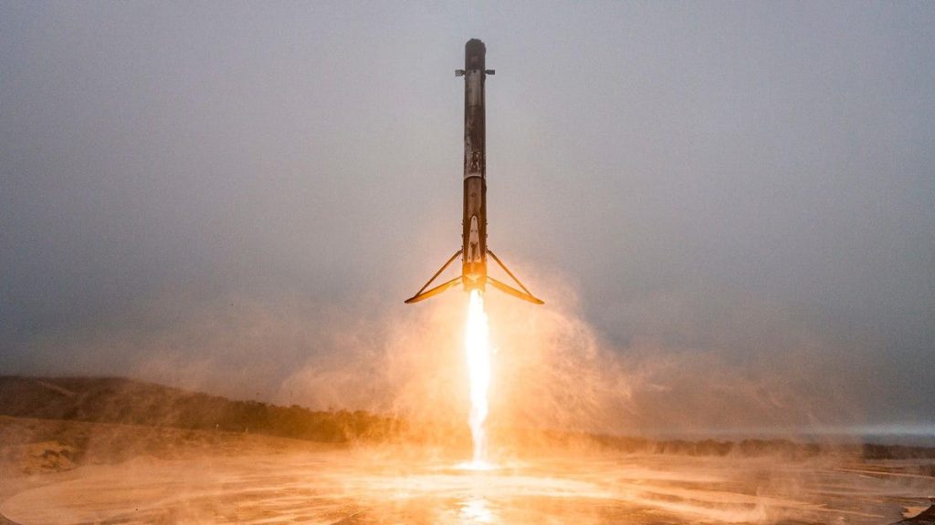 SpaceX baru saja melakukan tiga peluncuran dalam 36 jam