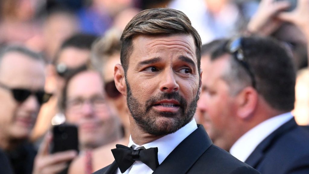 Ricky Martin membantah tuduhan kekerasan dalam rumah tangga