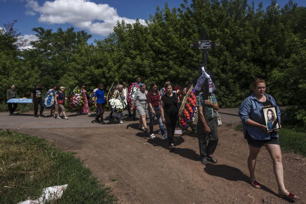 'Uang hilang': Pengungsi Ukraina terpaksa kembali