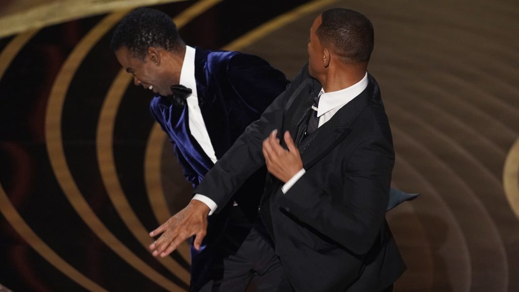 Will Smith membahas tamparan Oscar dan meminta maaf kepada Chris Rock dalam video baru