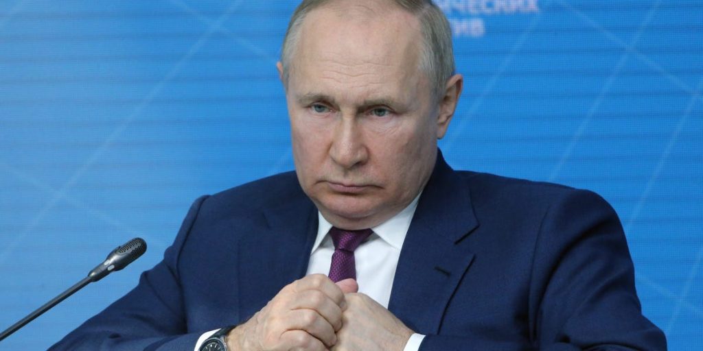 Mantan utusan AS untuk Rusia mengatakan Putin tidak akan pulih dari kesalahan Ukraina
