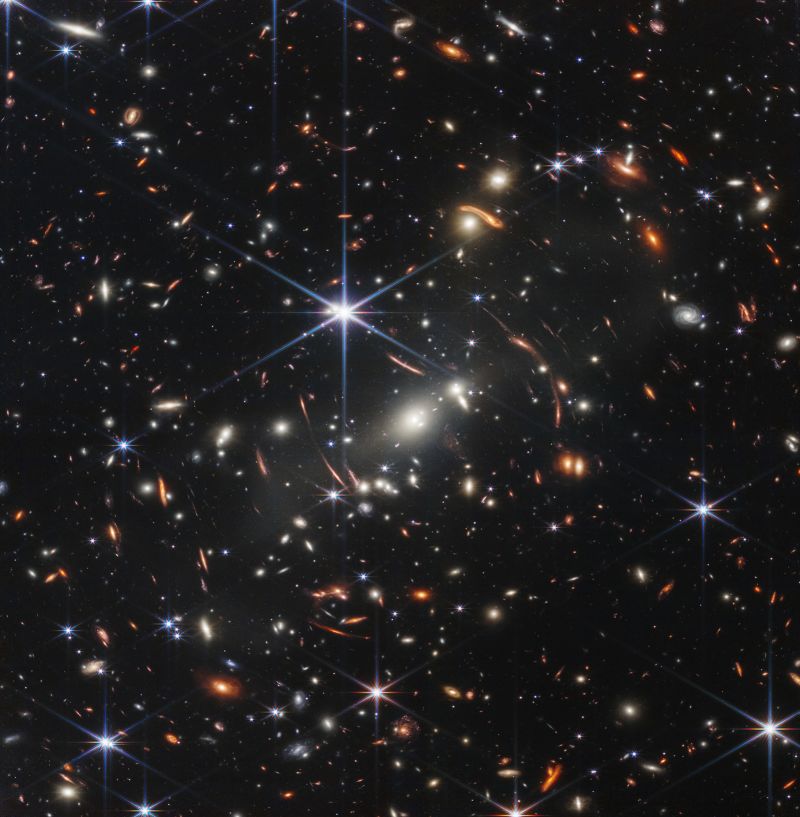 Teleskop Webb memata-matai berlian surgawi di antara galaksi tertua di alam semesta