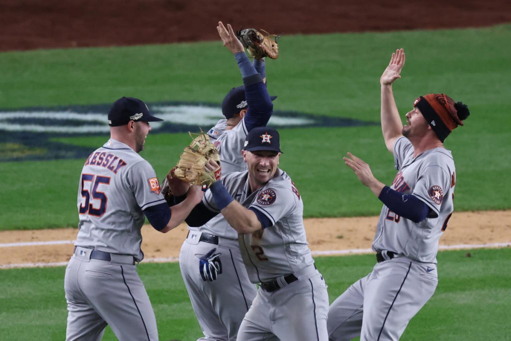 Astros mengalahkan Yankees di ALCS Game 4, sapuan lengkap untuk mencapai Kejuaraan Dunia ke-4 dalam 6 musim