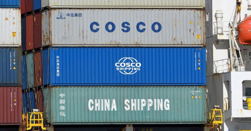Persetujuan Jerman atas saham COSCO China di pelabuhan Hamburg memicu protes