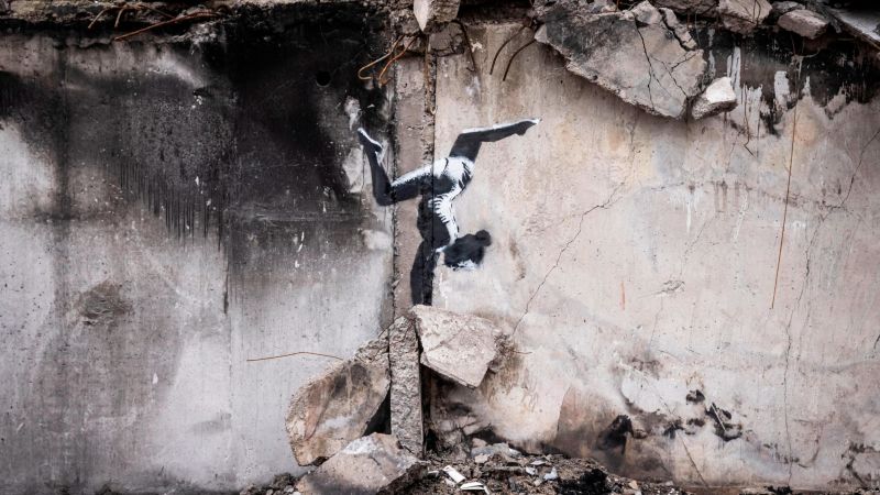 Karya seni Banksy diresmikan di Borodianka, Ukraina