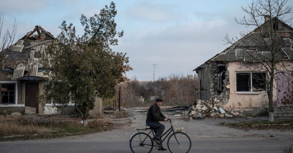 Pembaruan langsung Ukraina: Rusia mengatakan akan menarik diri dari Kherson