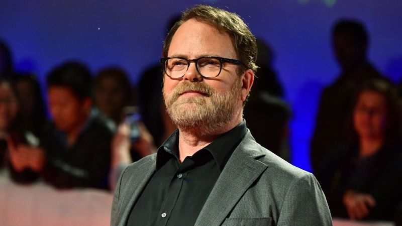 Rainn Wilson mengumumkan perubahan nama untuk meningkatkan kesadaran akan perubahan iklim